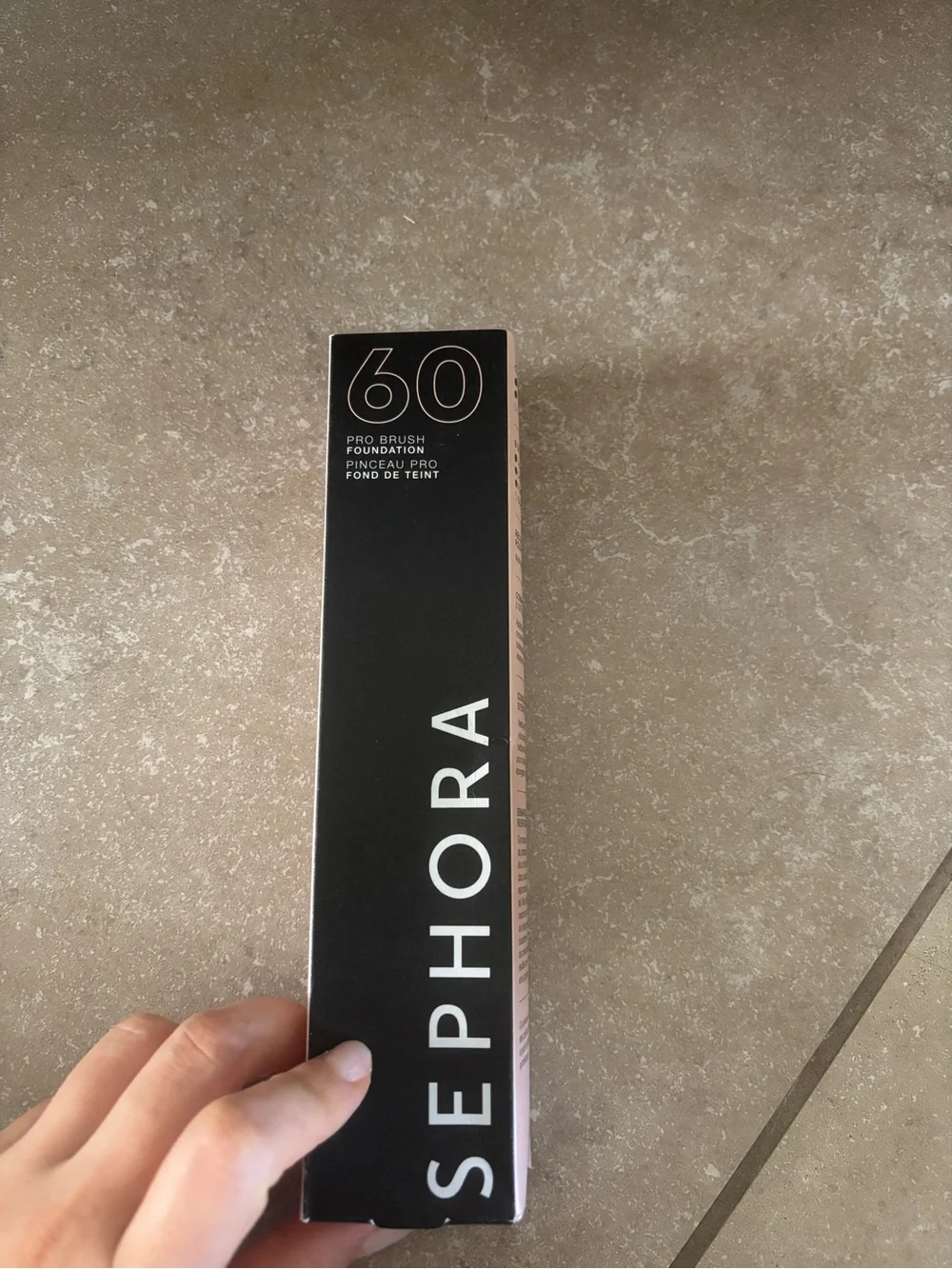 60 Foundati0n Brush - Black sephora